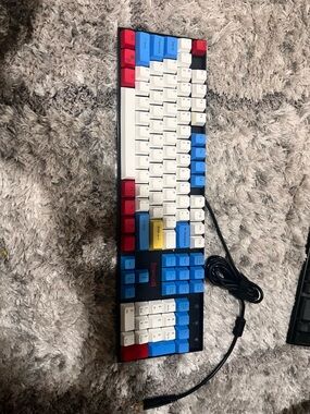 Redragon Multicolor Mechanical Keyboard - White, Blue, Red, Yellow. Blue switch